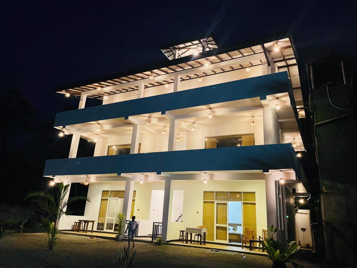 Dk Zur Einkehr Hotel Ahangama Esterno foto